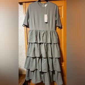 Jessakae Eiffel dress, green, elbow length sleeves, size L, not XL as tagged NWT